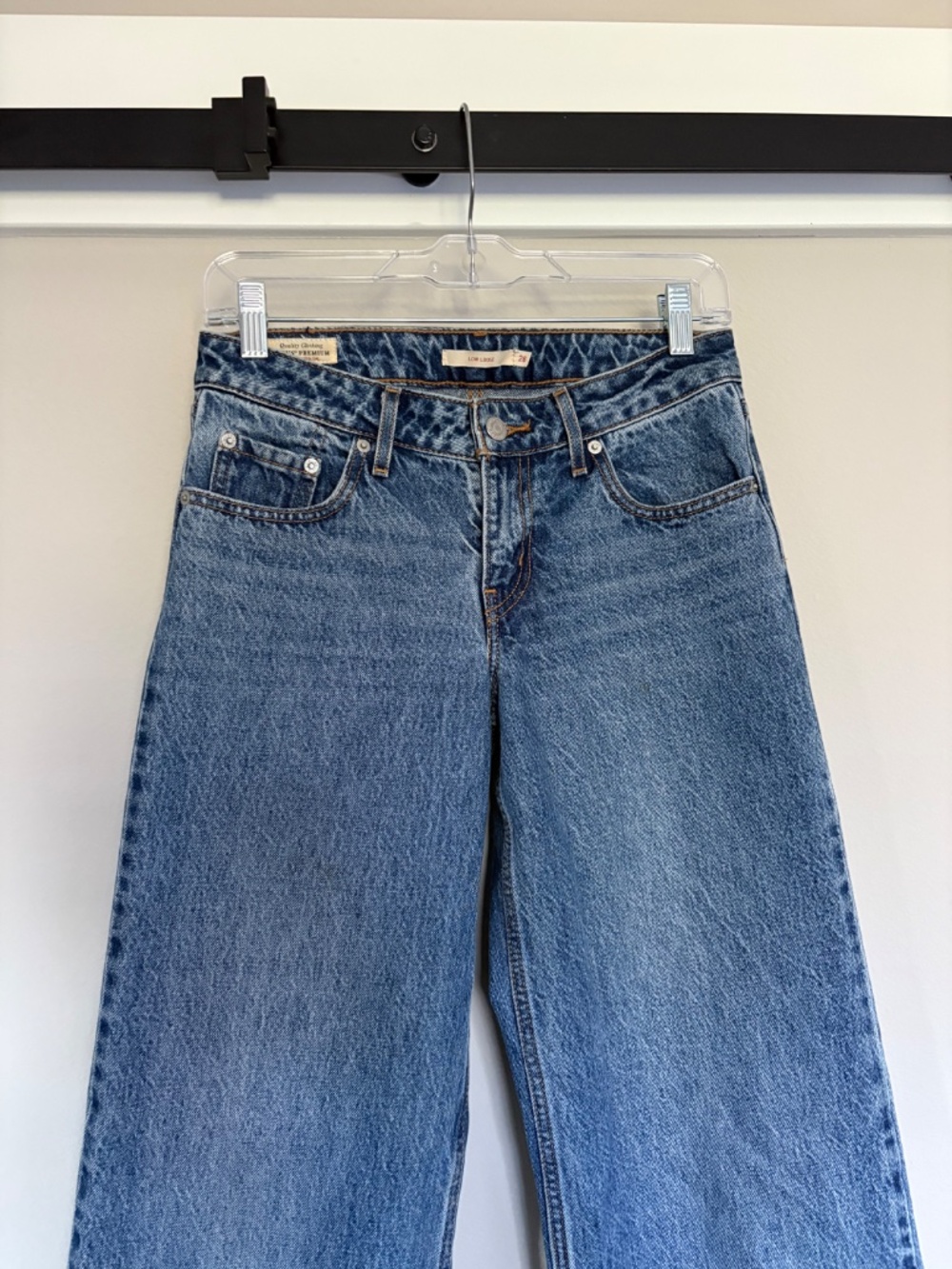 Levi’s Low Loose